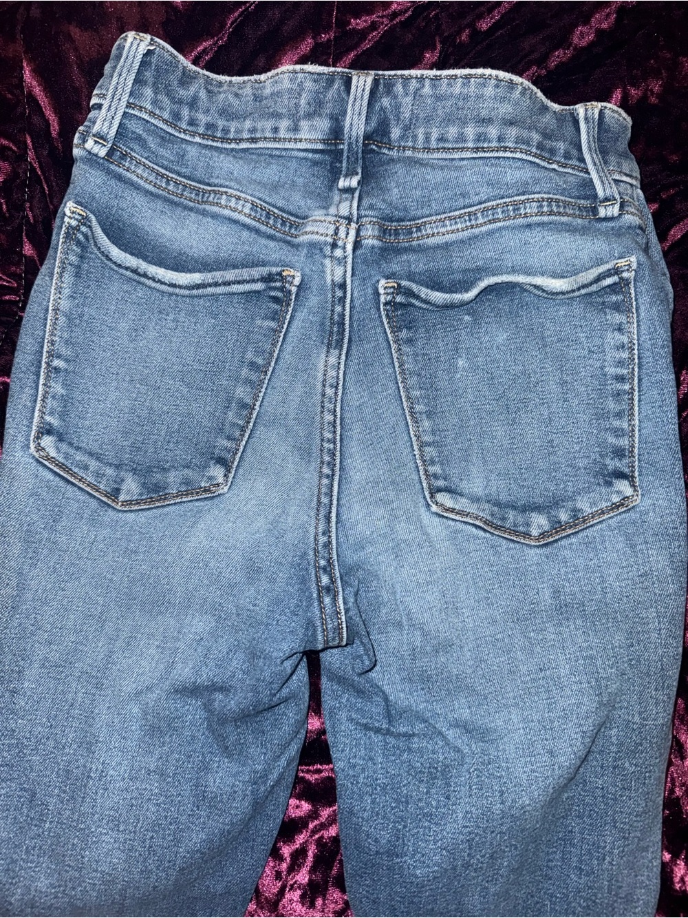 Abercrombie & Fitch Light Blue High-Rise Distressed Jeans - Picture 4 of 5